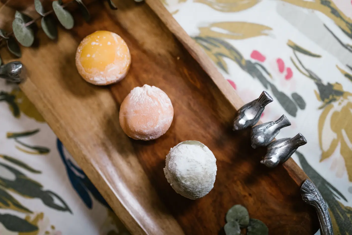 Round white rice cakes on a plate